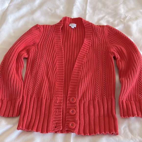 Cute Cotton sweater. - Picture 1 of 3